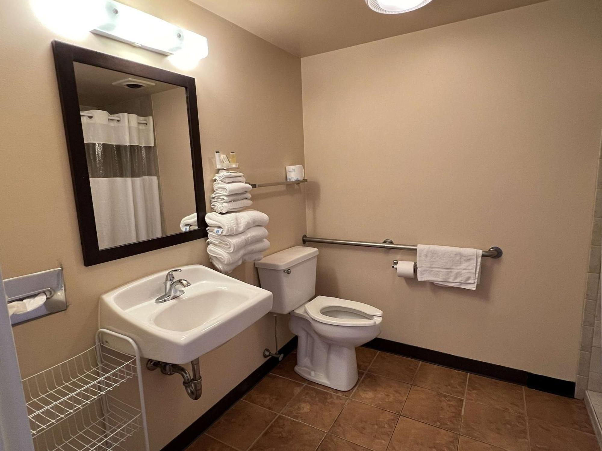 Travelodge By Wyndham 2*