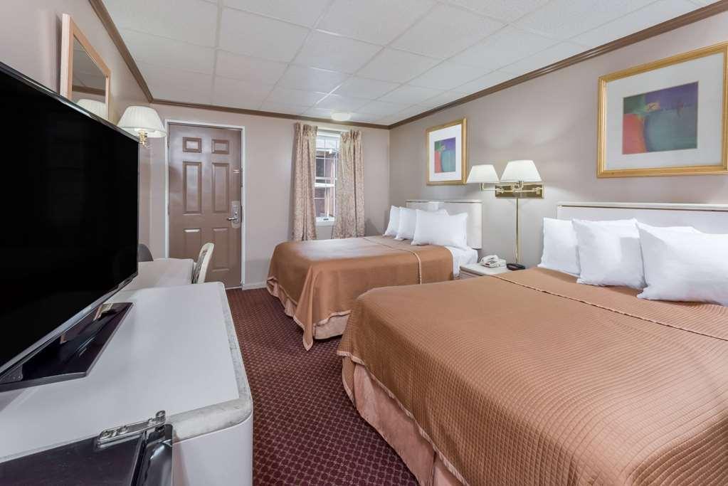 Travelodge By Wyndham Hotel