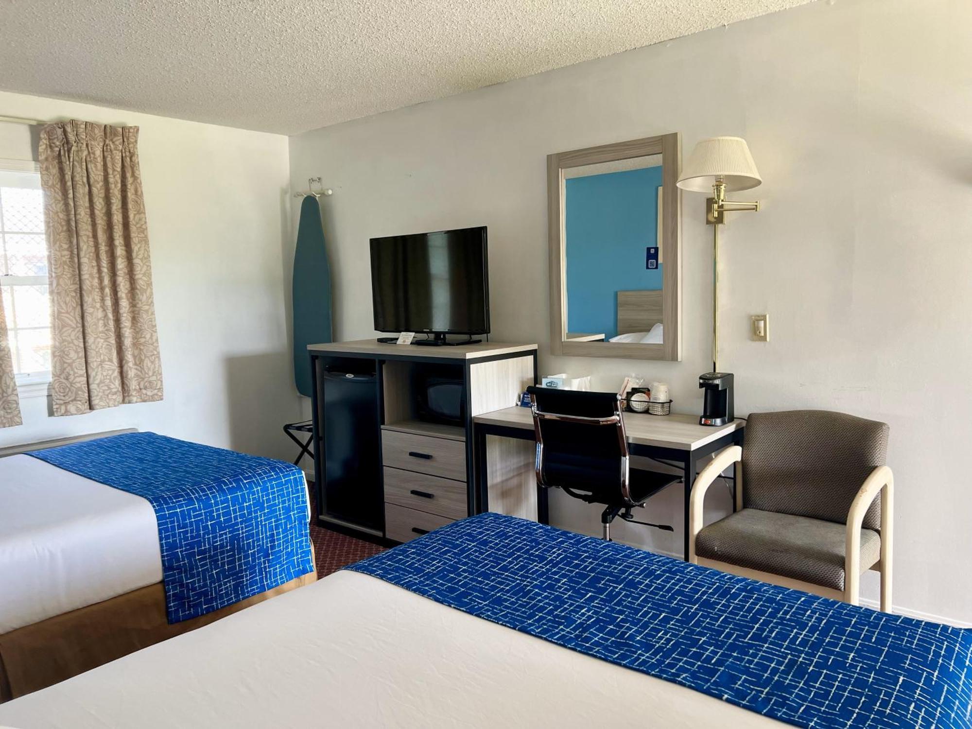 Travelodge By Wyndham Hotel 2*