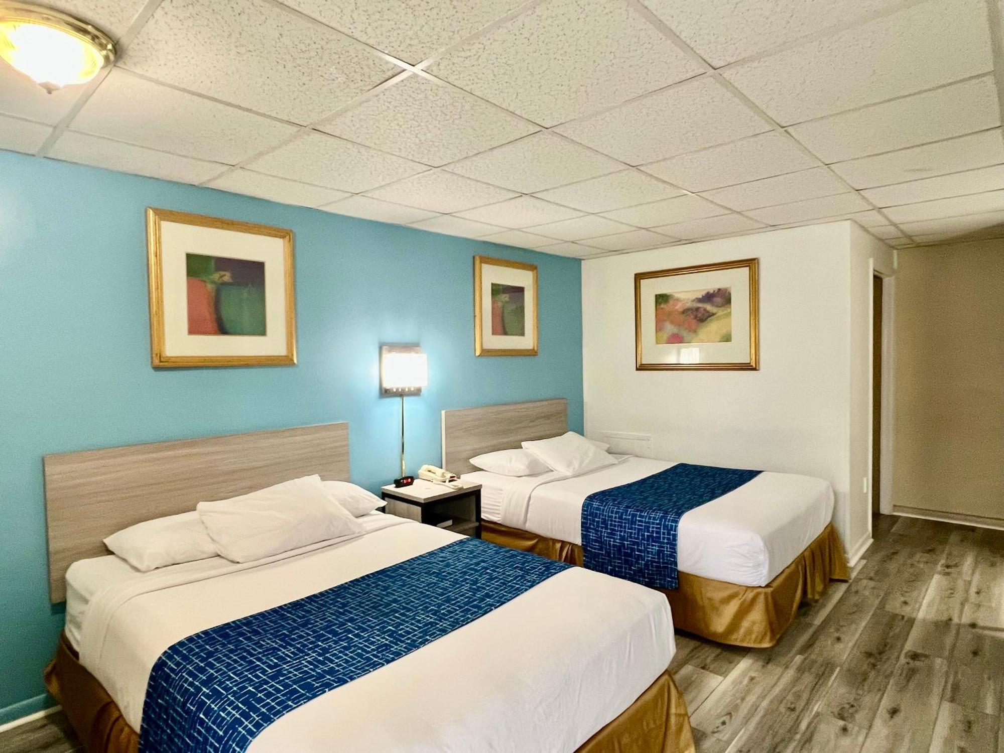 Hotel Travelodge By Wyndham 2*
